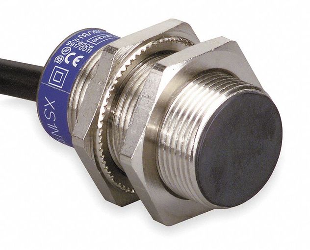 Square D XS4P18MB230