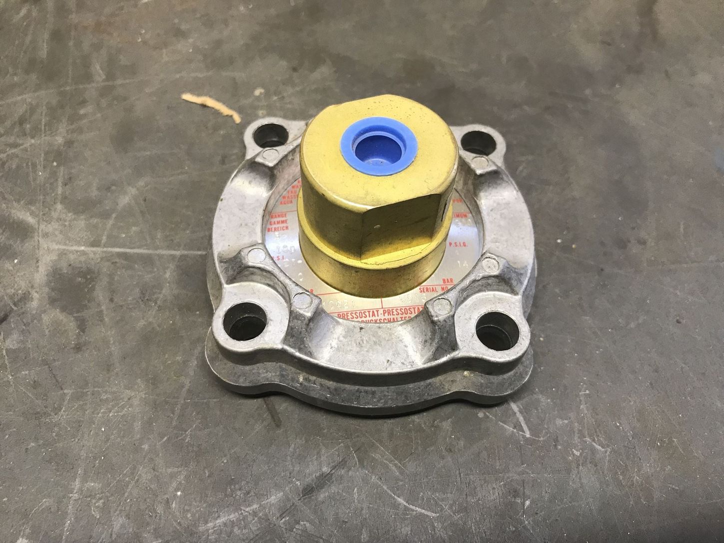 CS4088953