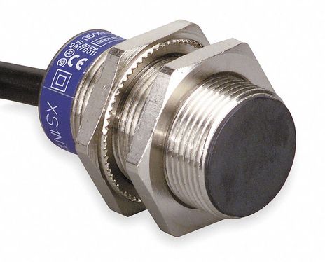 Square D XS4P18MB230