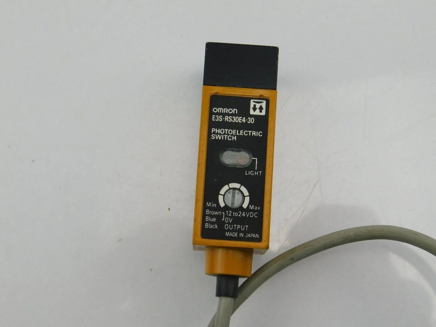 CS752033 5