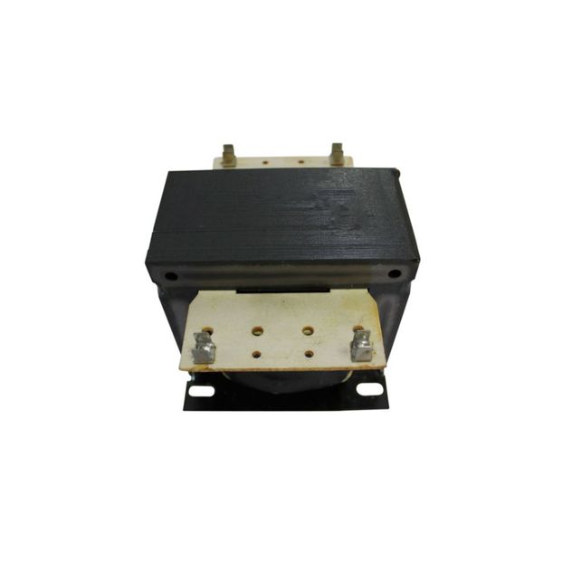 CS7048812